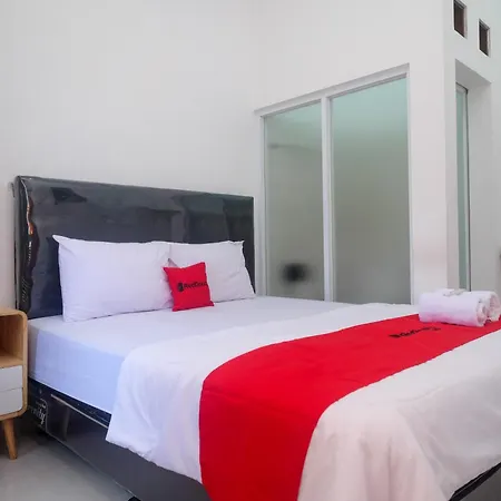 Reddoorz Near Instiper Yogyakarta Hotel